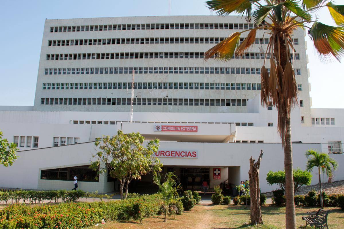Hernando Padauí, hospitalizado por COVID, aún no sale de fase crítica