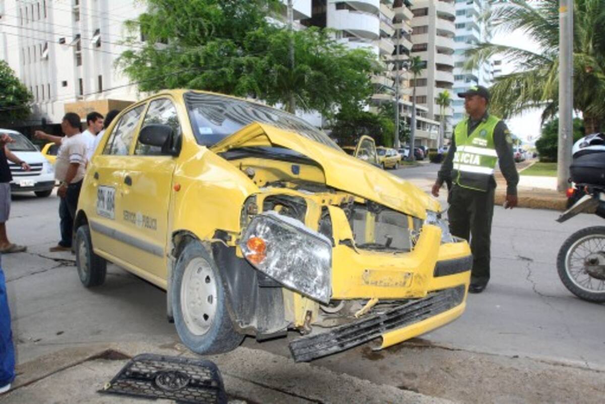 Durante este fin de semana se presentaron 10 muertos, en 45 accidentes que dejaron además 69 lesionados. Julio Castaño, El Universal