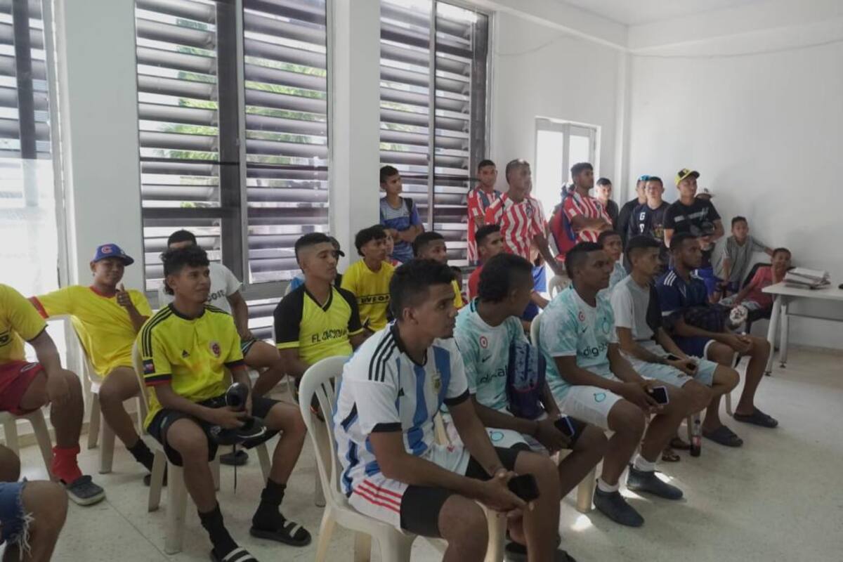 Más de 40 jóvenes en un partido por la paz en Magangué