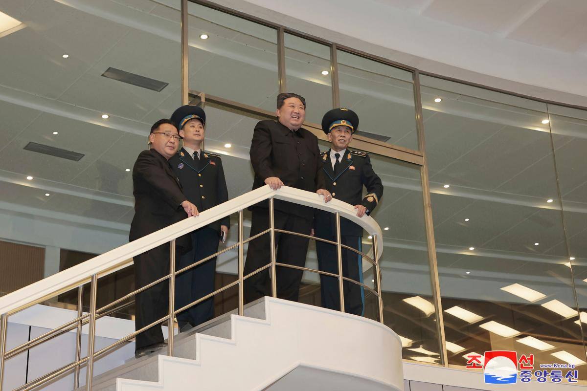 Corea del Sur denuncia que Corea del Norte lanzó misil hacia el mar