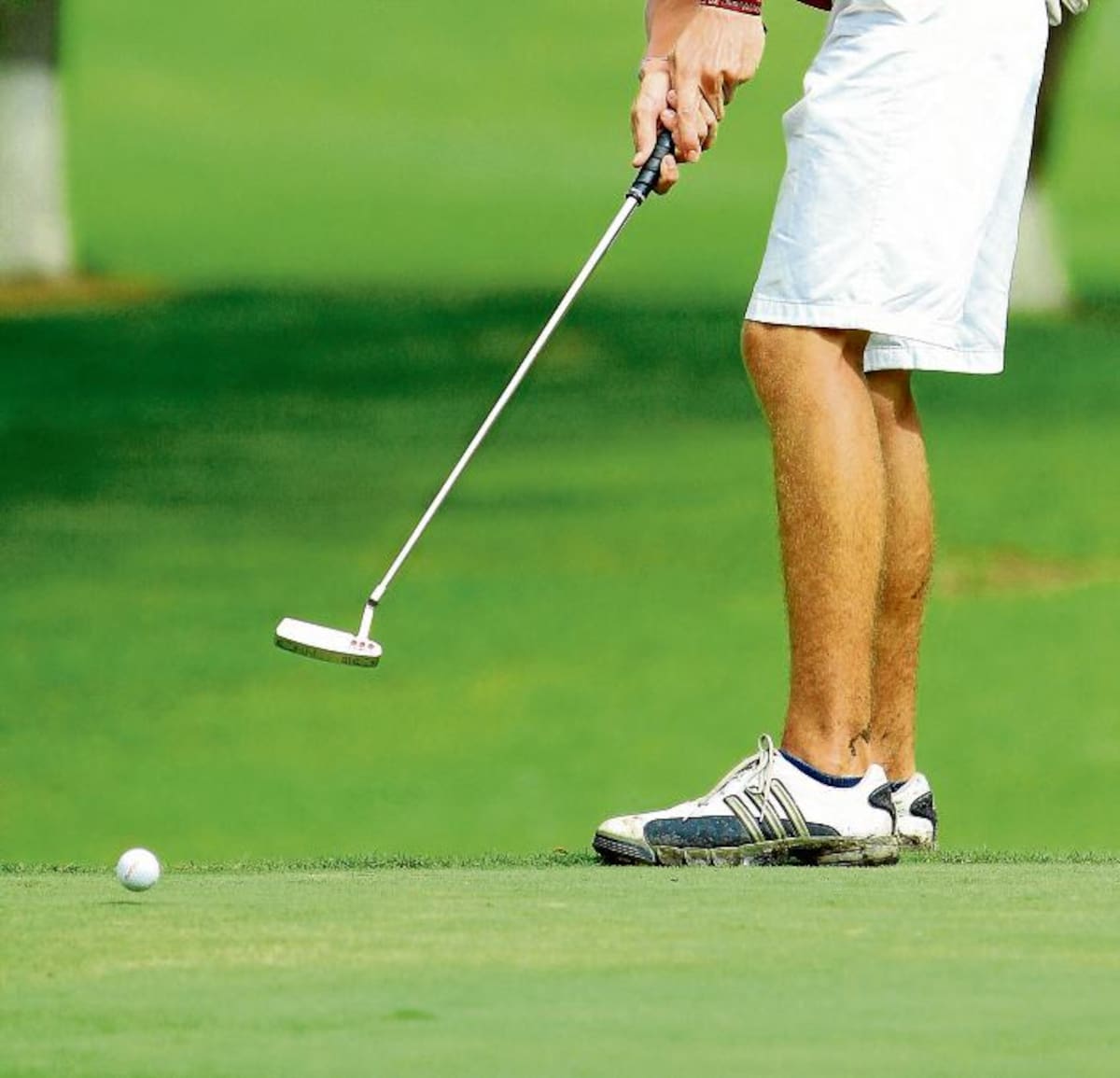 Con clínicas de golf se busca borrar las fronteras que le impide a las personas practicar este deporte.