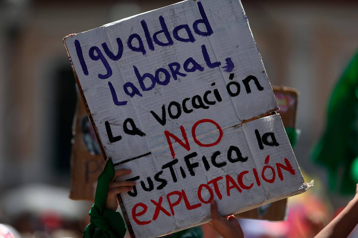 Tres heridos de bala y dos detenidos en el Día del Trabajo en Chile