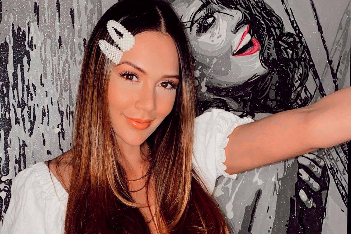 Lina Tejeiro llora en pleno video en vivo por Andy Rivera