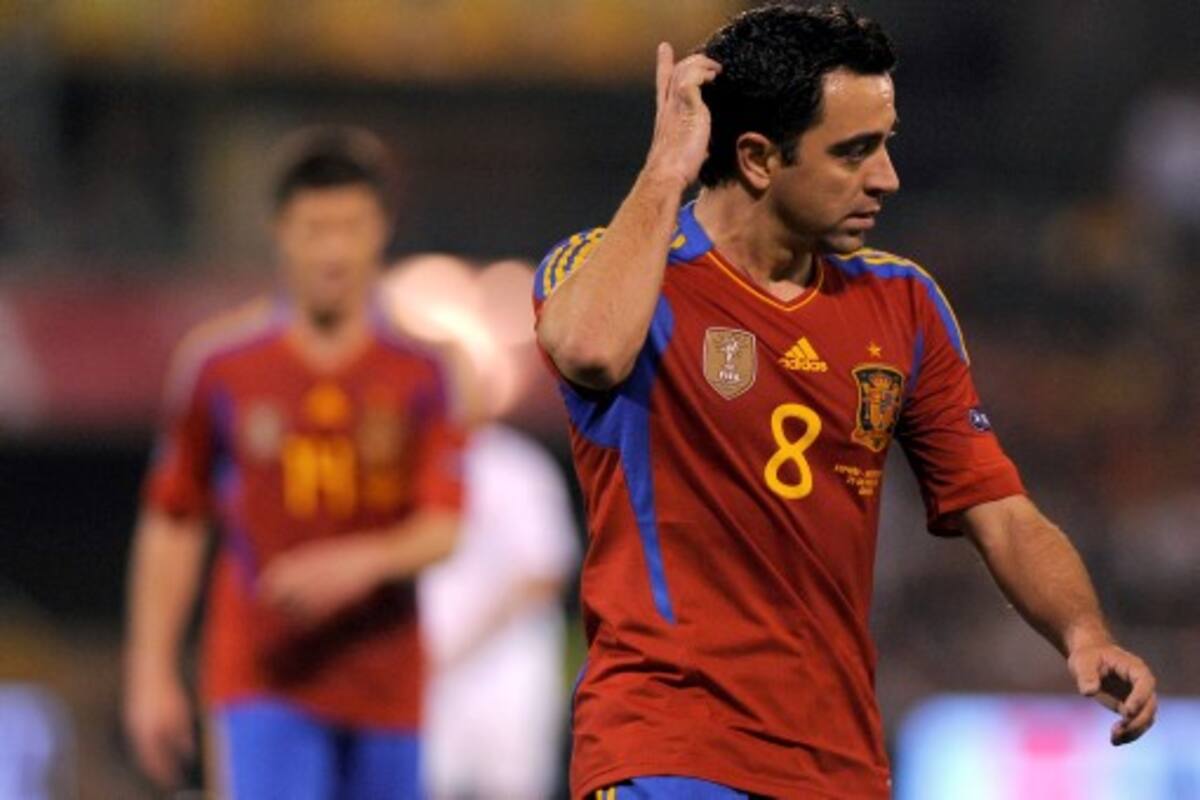 Xavi Hernández, mediocampista que llegó a cien partidos con la selección España. AP