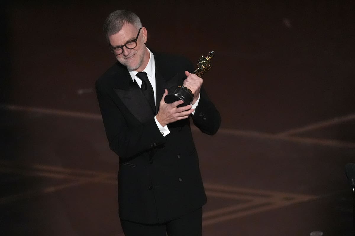Paul Thomas Anderson fue el ganador a "Mejor Dirección" por la película Una batalla tras otra. //Foto: AP.