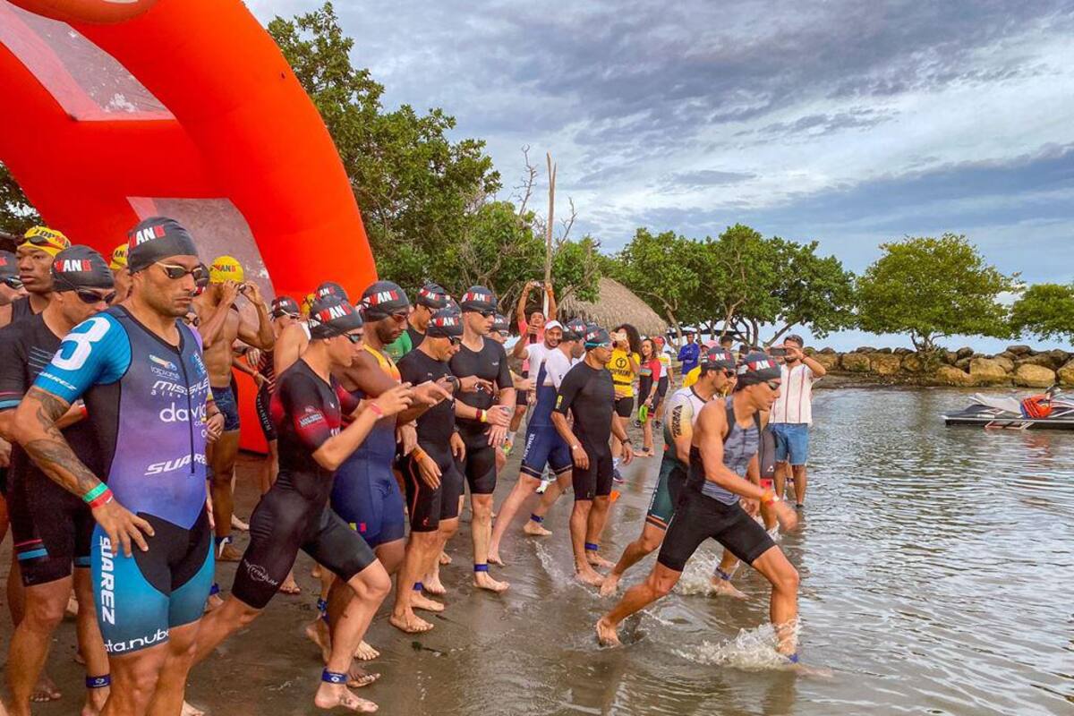 El Golfo de Morrosquillo abrazó otra vez al triatlón: esta vez con TopMan