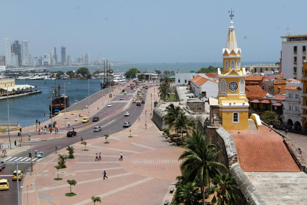 Críticas por regreso de congreso de entretenimiento para adultos a Cartagena
