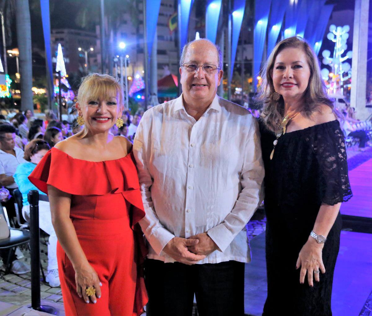 Esperanza Barbosa, Marcelo Dalmazzo y Chica Morales.