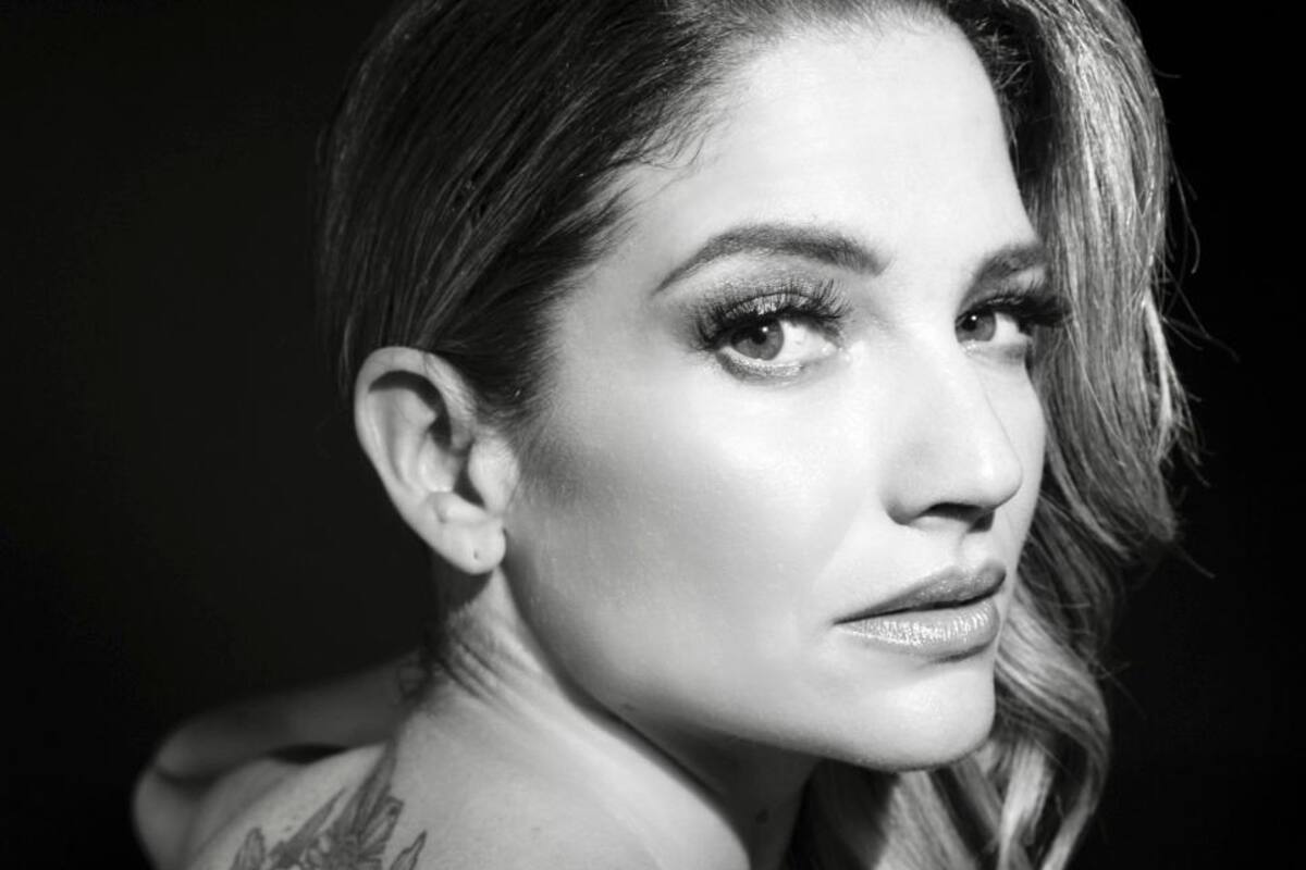 “Antología” celebra 20 años de carrera de Natalia Jiménez