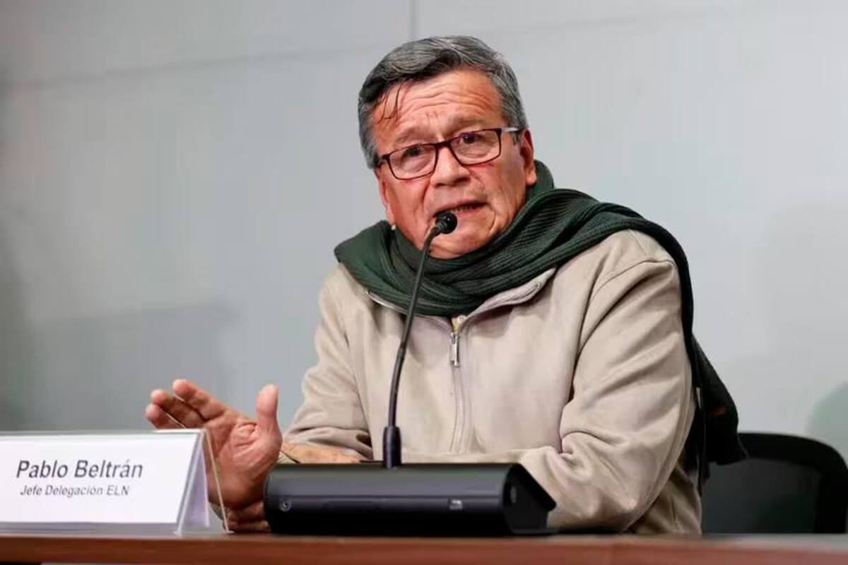 Pablo Beltrán, jefe del ELN, asegura que negociaciones con Petro no van bien