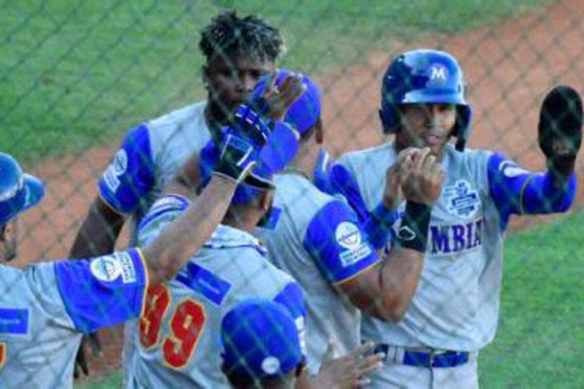 ¡Histórico! Colombia le gana a Venezuela en la Serie del Caribe