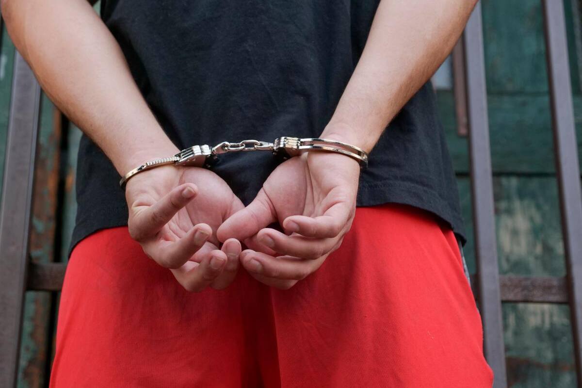 Condenan ecuatoriano por abusar sexualmente de una huésped en Medellín