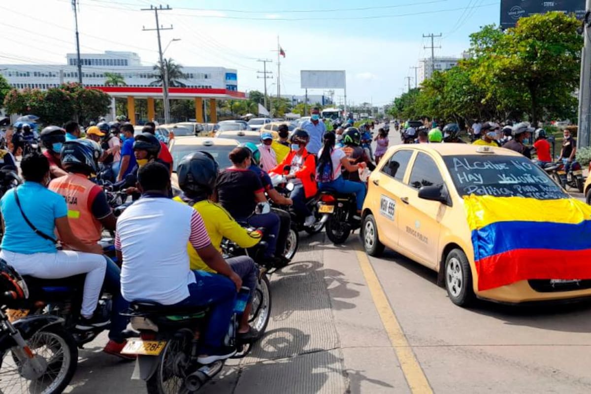 Paro de taxistas: así están los bloqueos en las vías de Cartagena