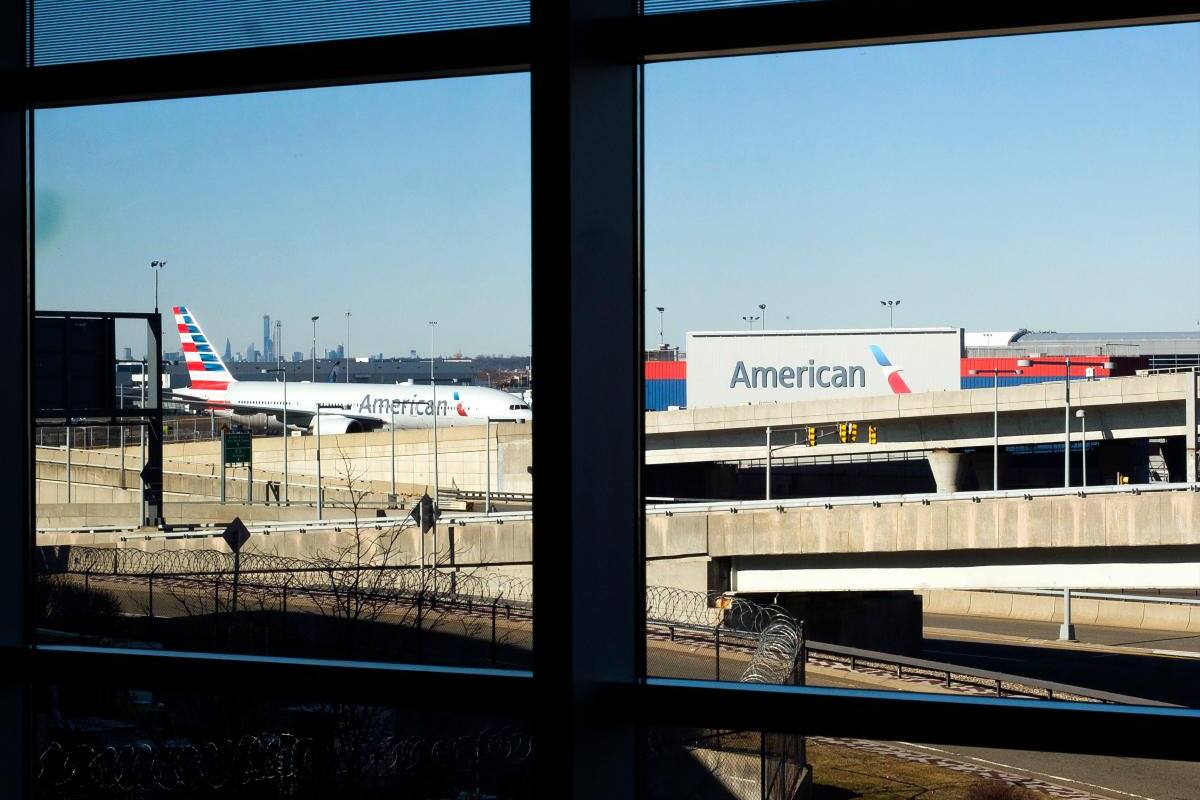 Aaerolíneas optan por cancelar vuelos a China ante coronavirus