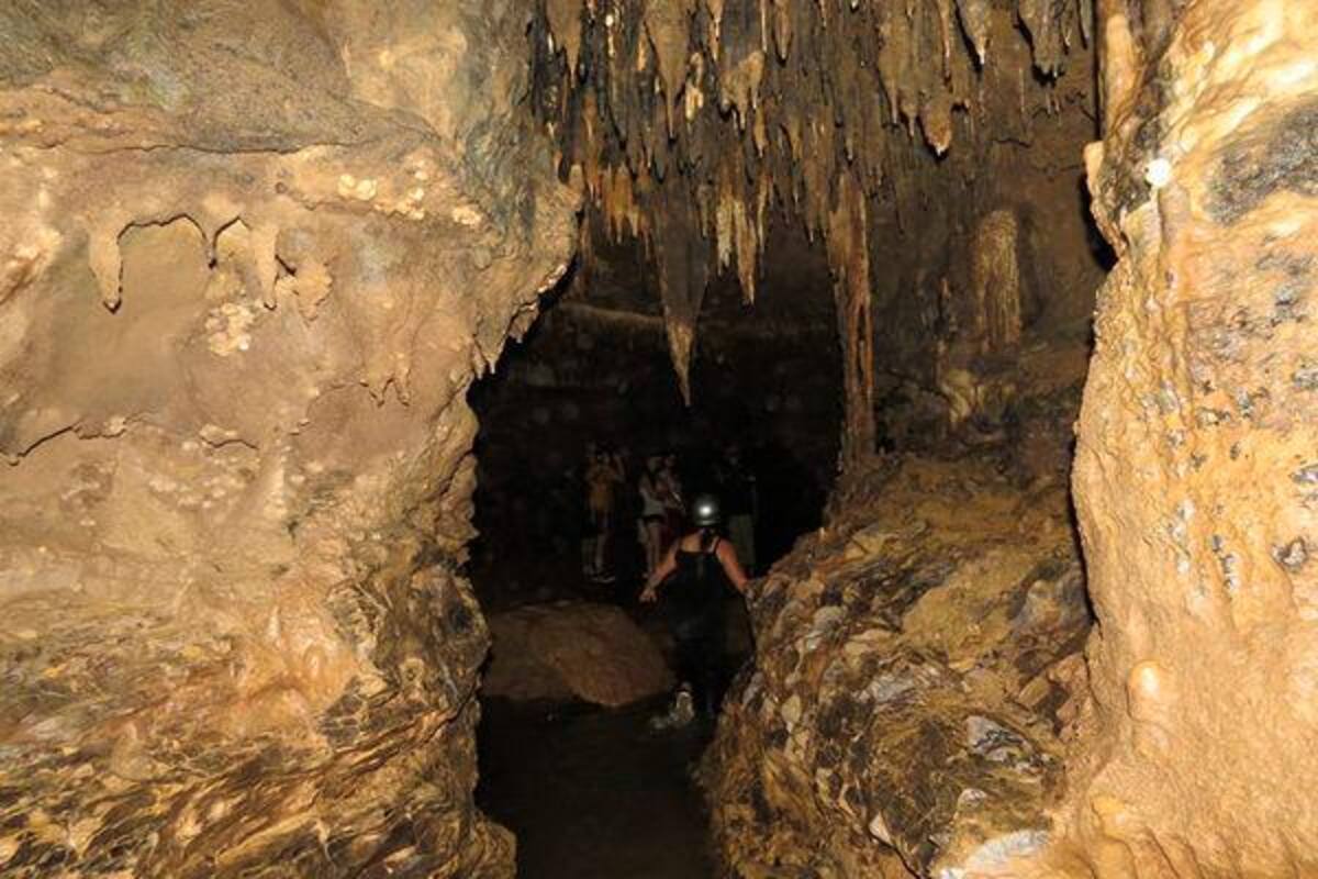 Niña falleció tras sufrir un ataque de pánico en una cueva de Santander
