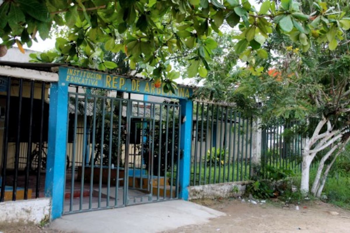 Mas de 800 niños estudian en esta institución educativa ubicada en el barrio Anita. ZENIA VALDELAMAR - EL UNIVERSAL