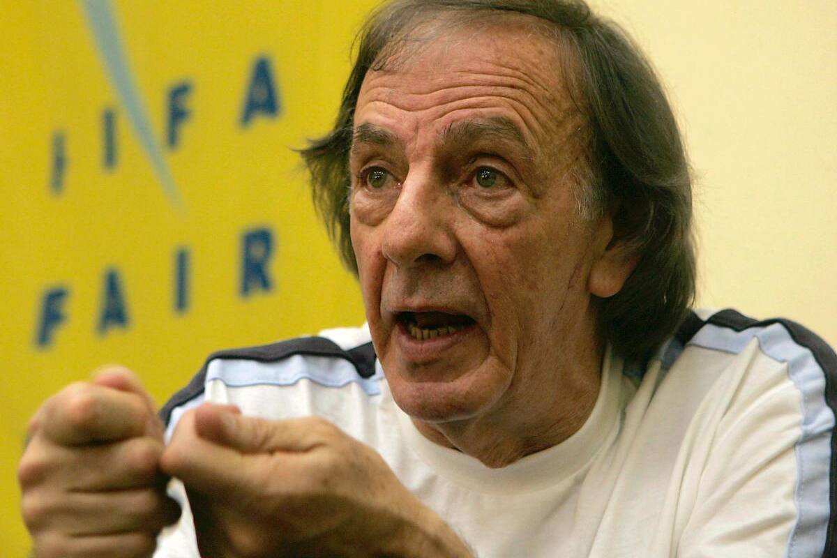 ¡Atención!: César Luis Menotti, técnico de la selección de Argentina, falleció a los 85 años