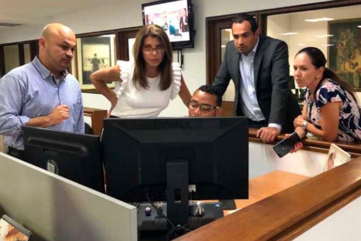“Vanguardia es el plato fuerte del desayuno”: Angela Patricia Janiot