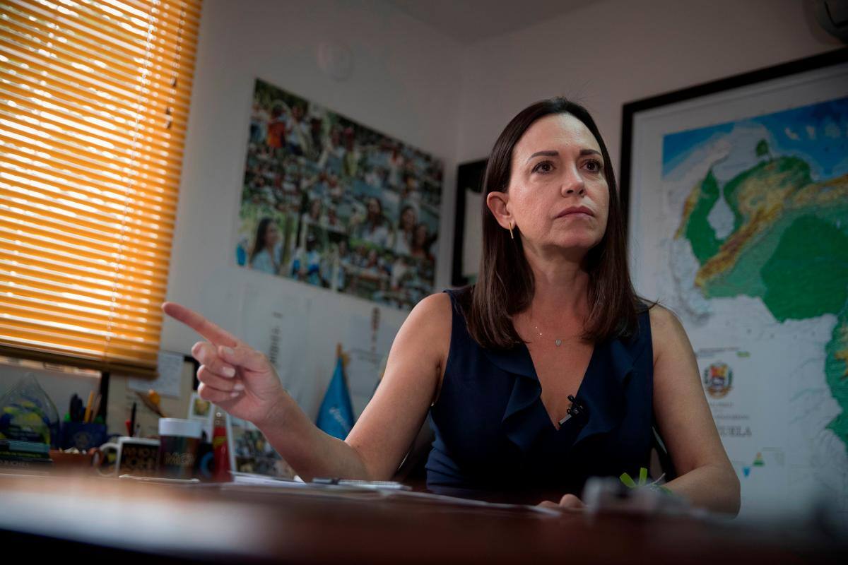 María Corina Machado: inhabilitada para competir por las primarias en Venezuela