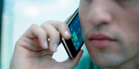 Sancionan a ocho operadores de telefonía móvil por más de $6.000 millones