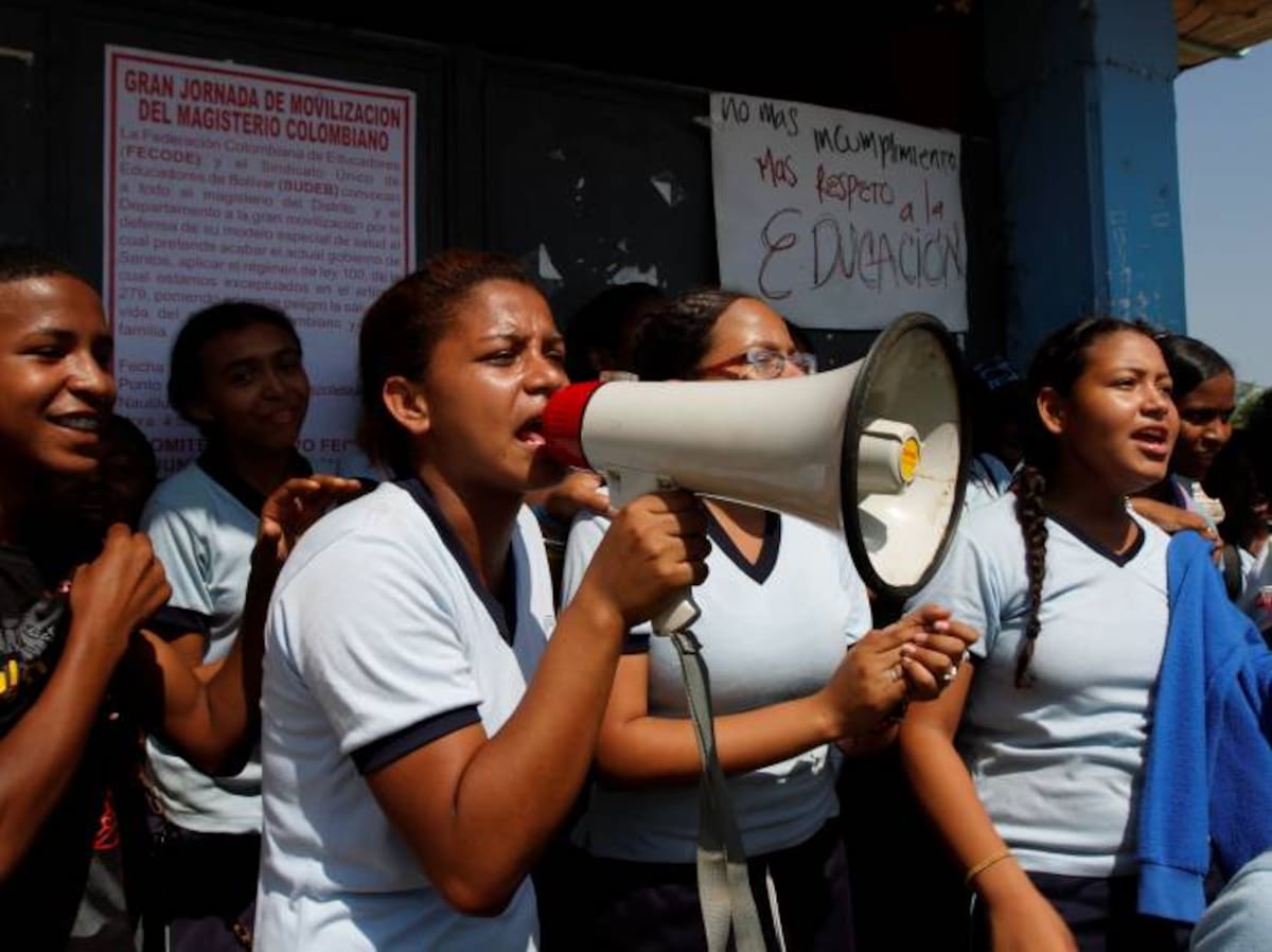 Mientras algunas personas de la comunidad no quieren denunciar a los pandilleros por posibles represalias de esos desadaptados sociales, los estudiantes afirman haber llegado al límite con esa difícil situación que no los deja educarse. AROLDO MESTRE - EL UNIVERSAL