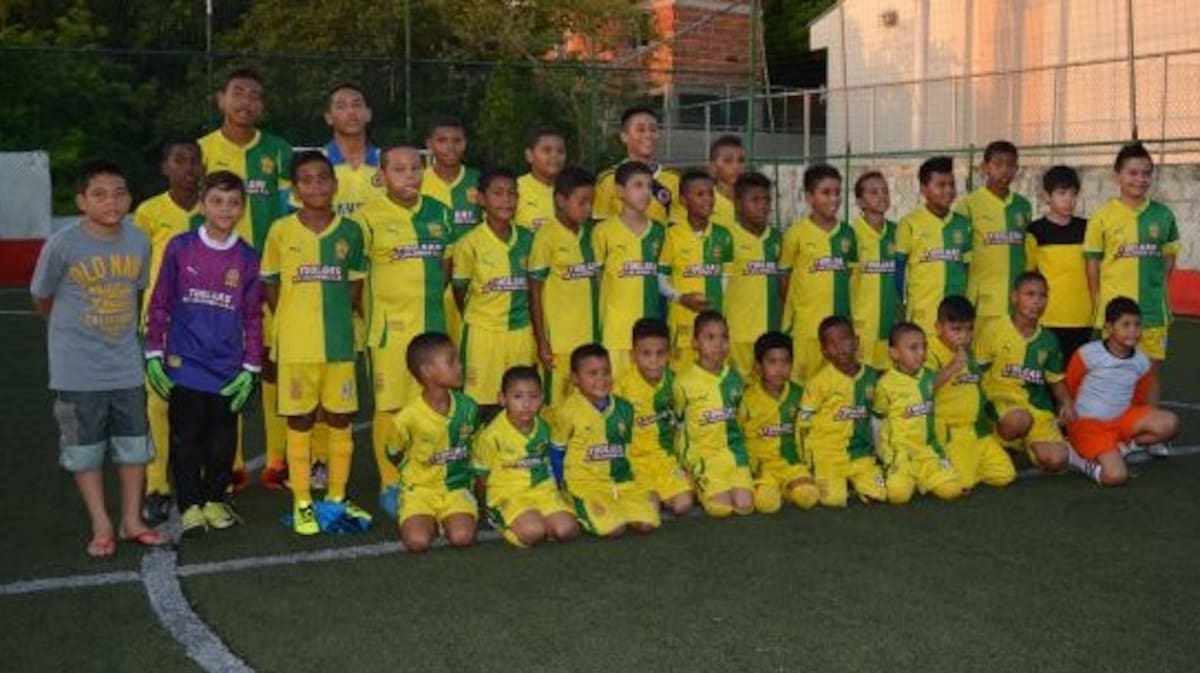 Escuela de Fútbol Independiente Cartagena.