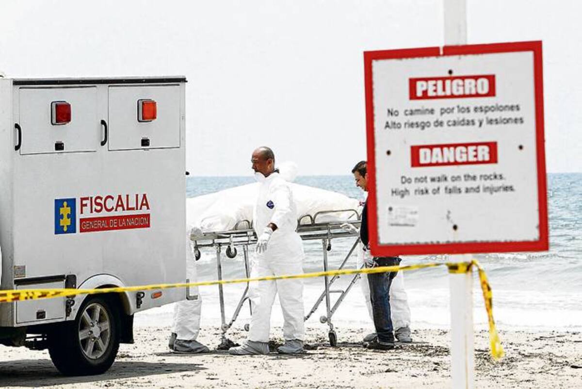 El cuerpo del hombre, de unos 35 años, lo hallaron flotando ayer, en la mañana, en las playas de Marbella. Su cuerpo está como NN en el cementerio de Albornoz.