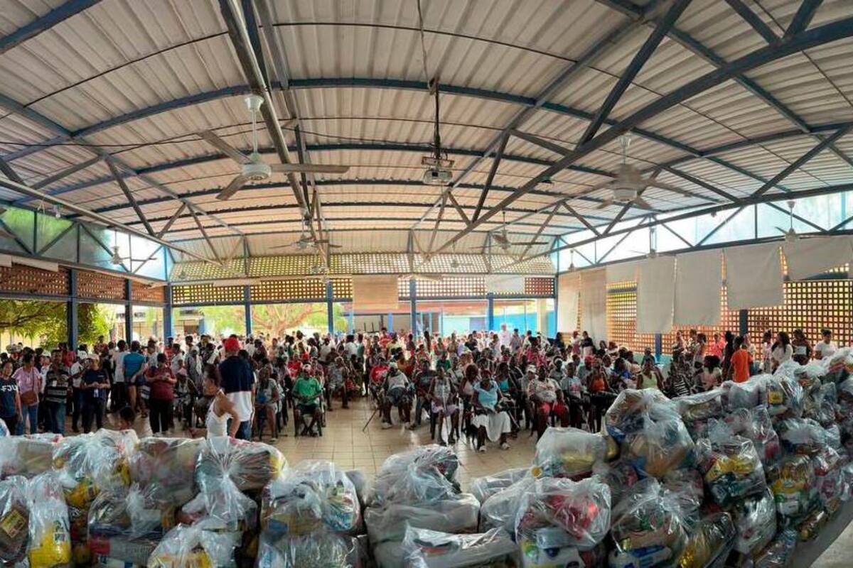 Iglesia entrega 450 alimentos no perecederos y servicios de apoyo en Palenque