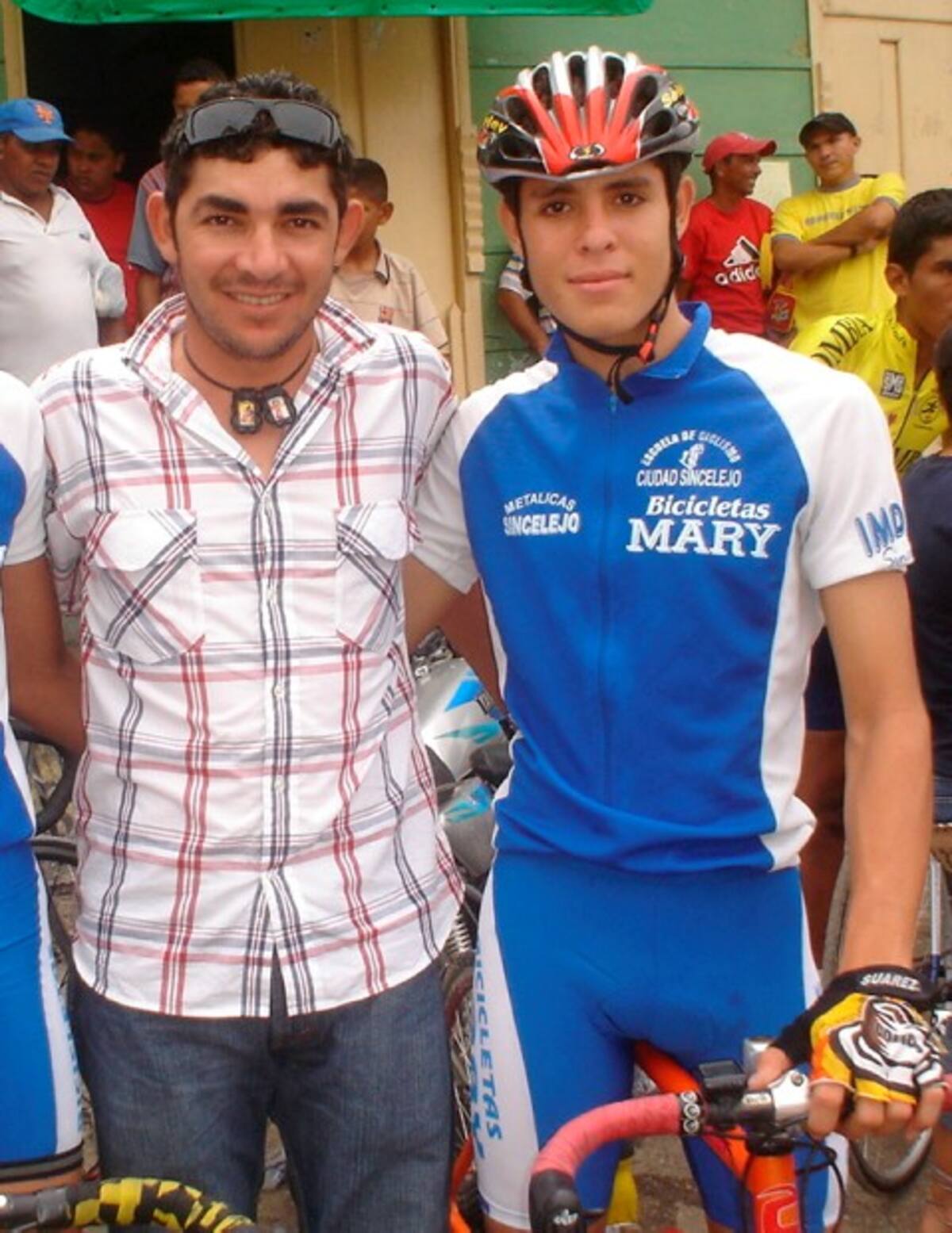 Anderson Parra y José Serpa, pedalistas sucreños, medallistas en la Quinta Parada. Anderson Parra y José Serpa, pedalistas sucreños, medallistas en la Quinta Parada.