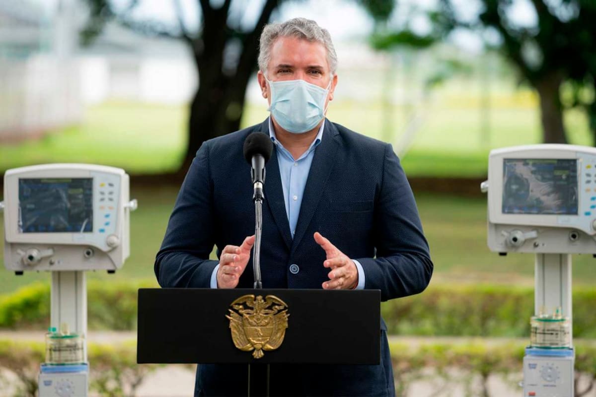 El uso del tapabocas continuará siendo obligatorio en Colombia: Duque