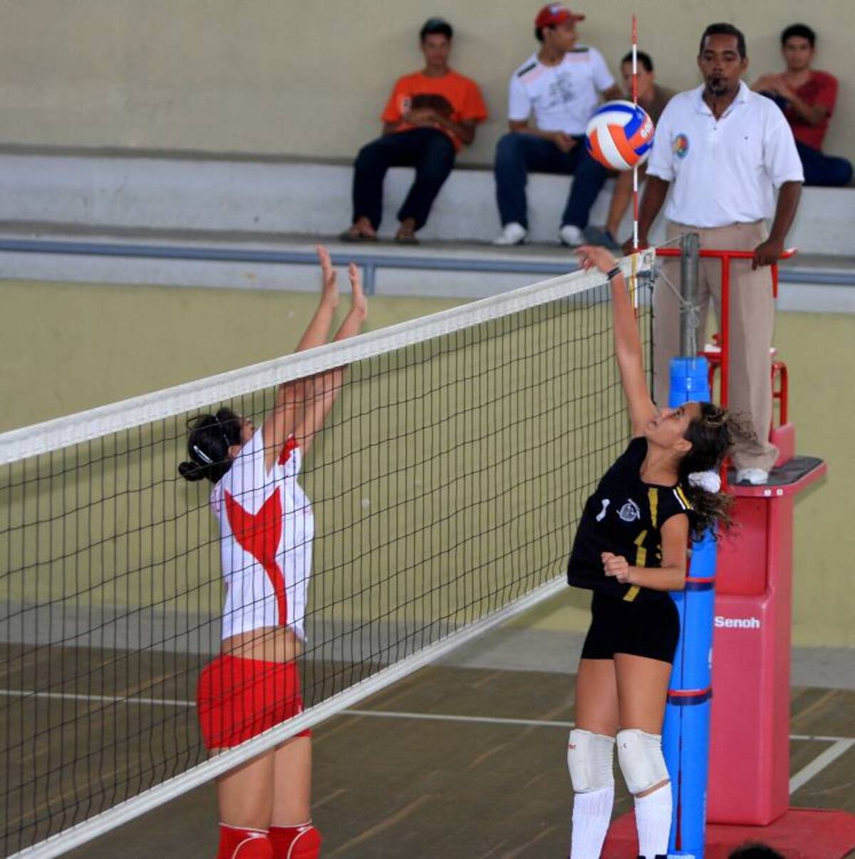El voleibol se llevará a cabo en ambas ramas en Cartagena. ARCHIVO