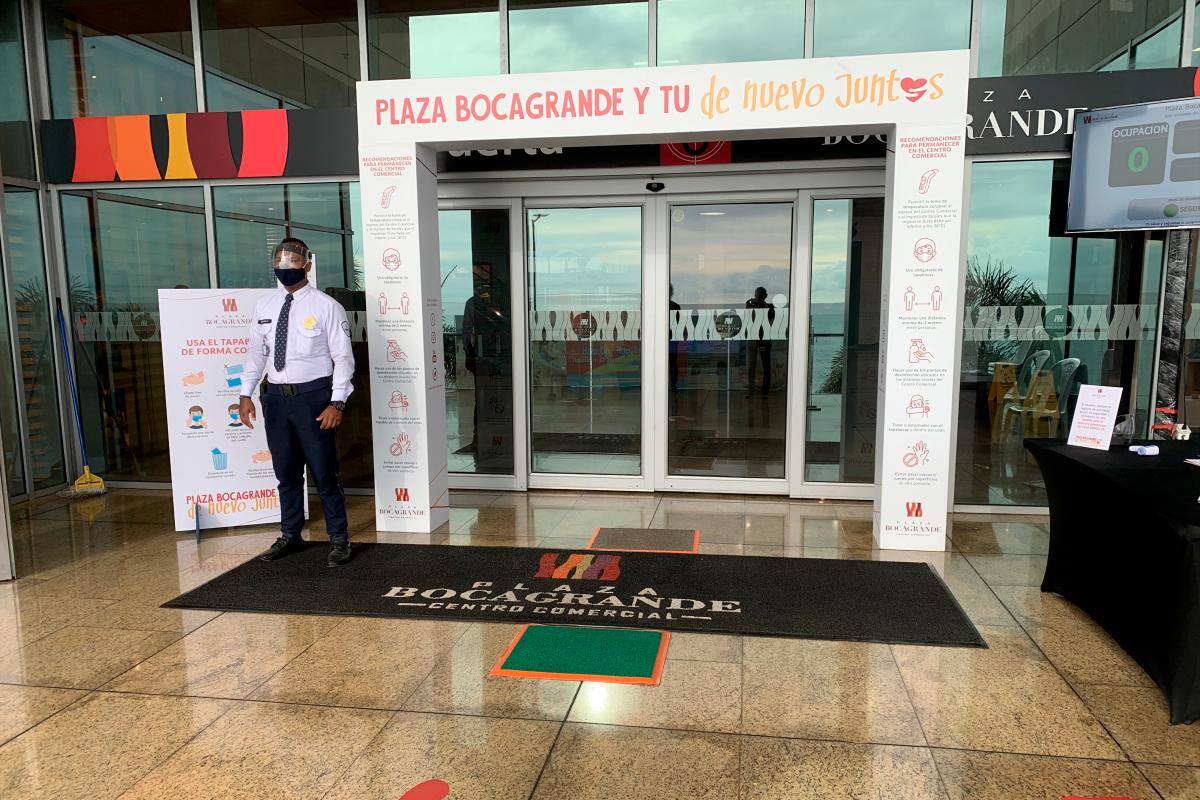 Plaza Bocagrande Centro Comercial