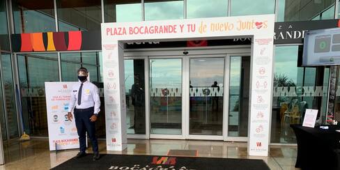 Plaza Bocagrande Centro Comercial