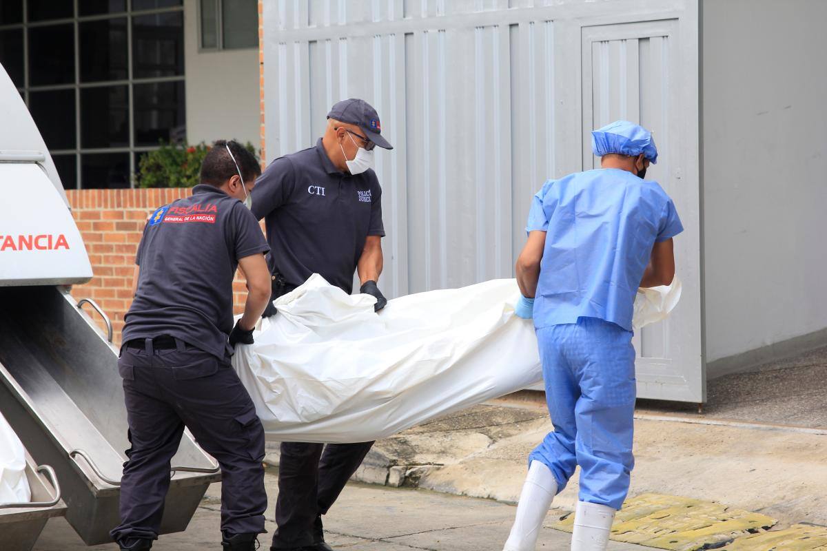 ¿No era contra él? A Álvaro lo mataron cerca de su casa y su familia