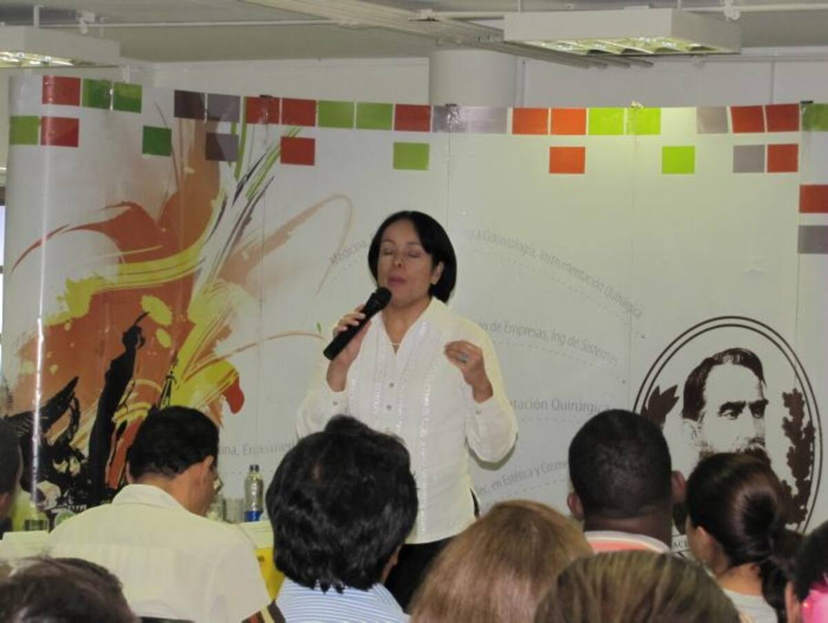 Secretaria de Educación Distrital, Cecilia Morales durante la presentación del plan. ERICA OTERO BRITO-EL UNIVERSAL