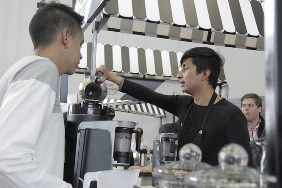 Jueces provenientes de Asia, Australia, Europa, Estados Unidos y Colombia seleccionaron hoy los mejores cafés del país. //Colprensa.