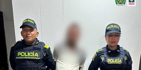 Golpeó violentamente a su papá y a su mamá porque no le dieron 10 mil pesos