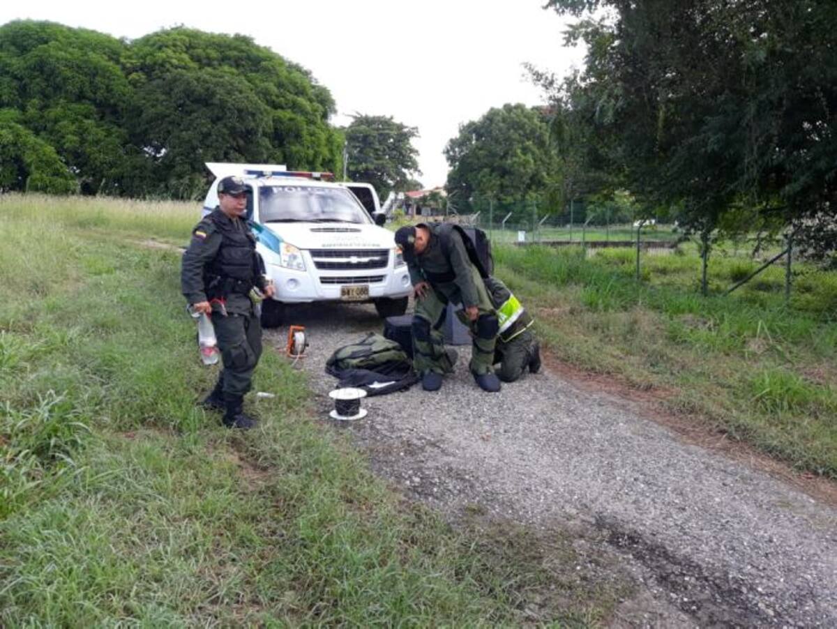 El simulacro contó con la participación de Policía Aeroportuaria, un guía canino y personal técnico Antiexplosivos. Cortesía