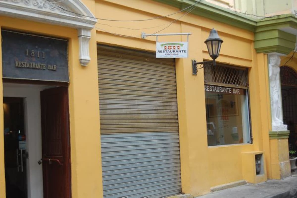 Los restaurantes sellados están ubicados en el Centro de Cartagena.