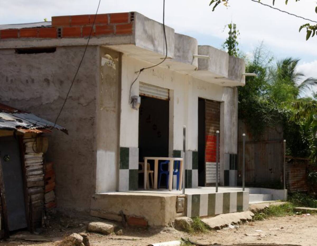 En la puerta de esta cantina sobrevino el altercado entre ‘el Patica’ y Luis Fernando que le costó la vida a este último.