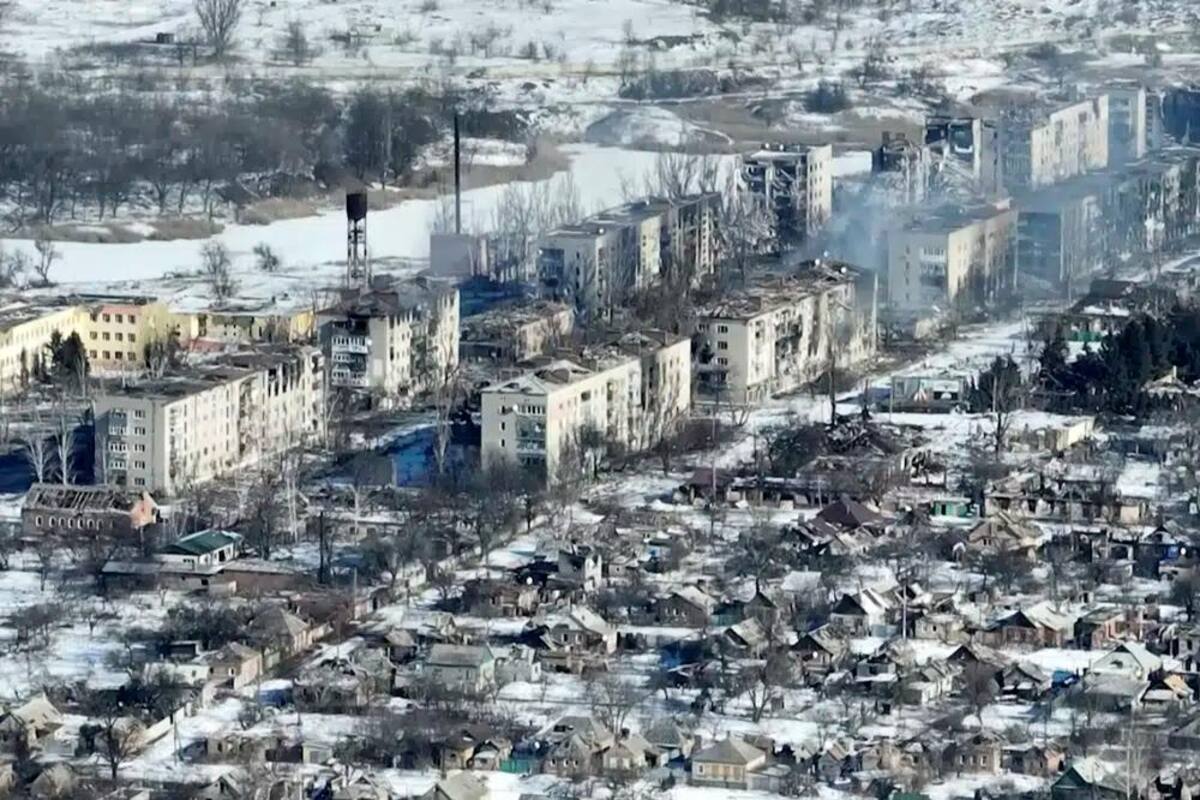 Aniversario: Zelenski promete luchar por victoria tras 1 año de guerra