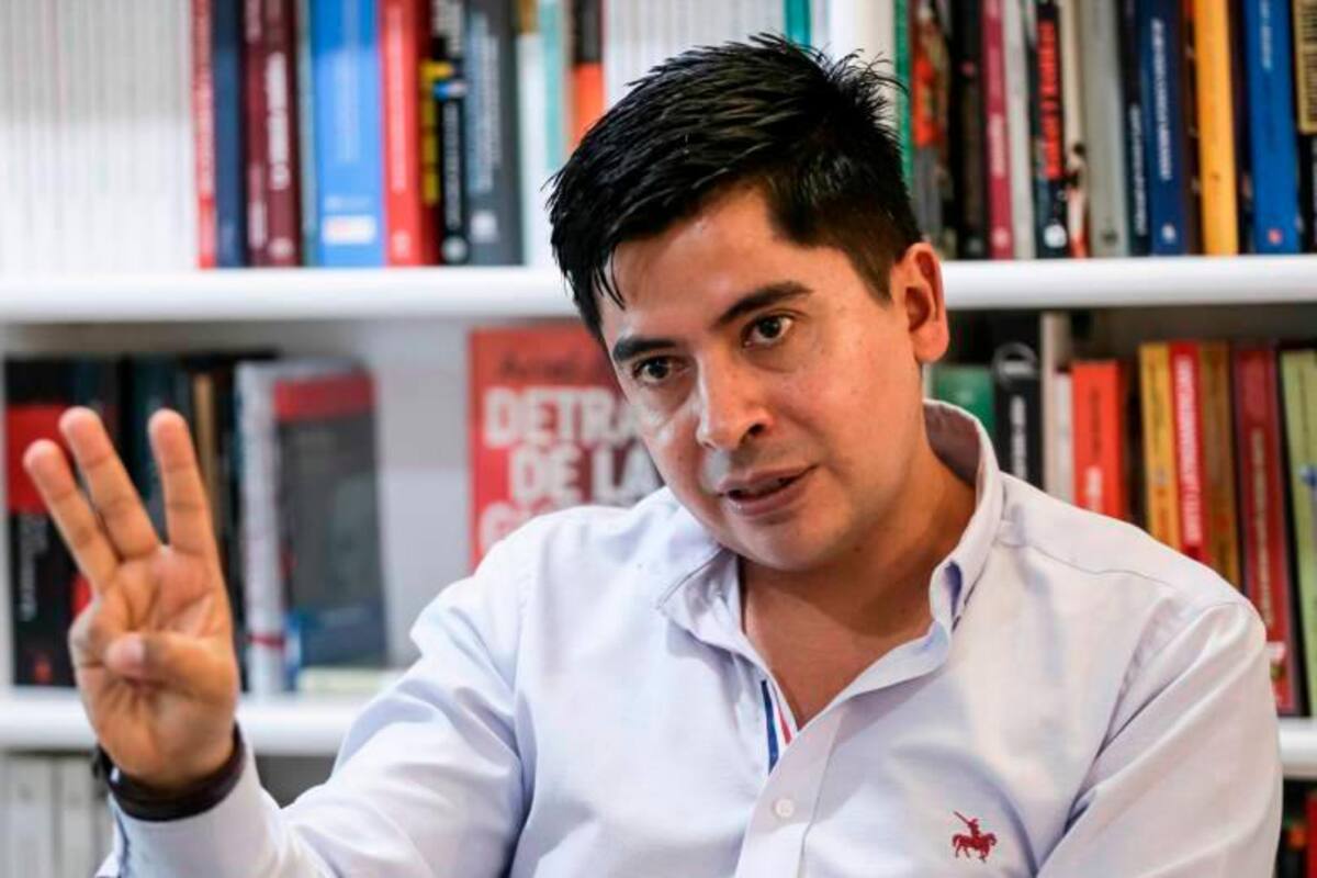 “Petro ha dado burocracia, pero no al nivel de Duque”: Ariel Ávila