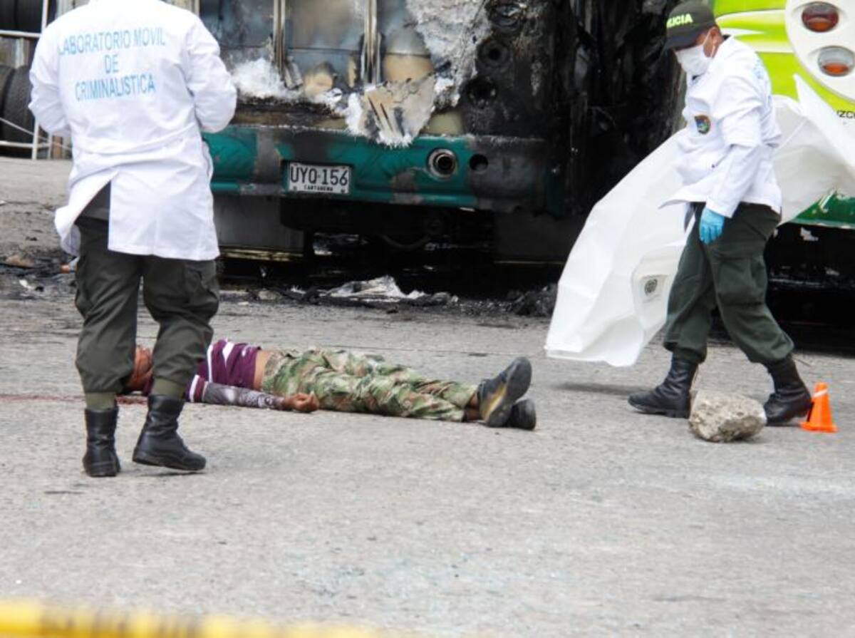 Luis Miguel Meléndez quedó muerto en la vía. Luis Aparicio - El Universal -