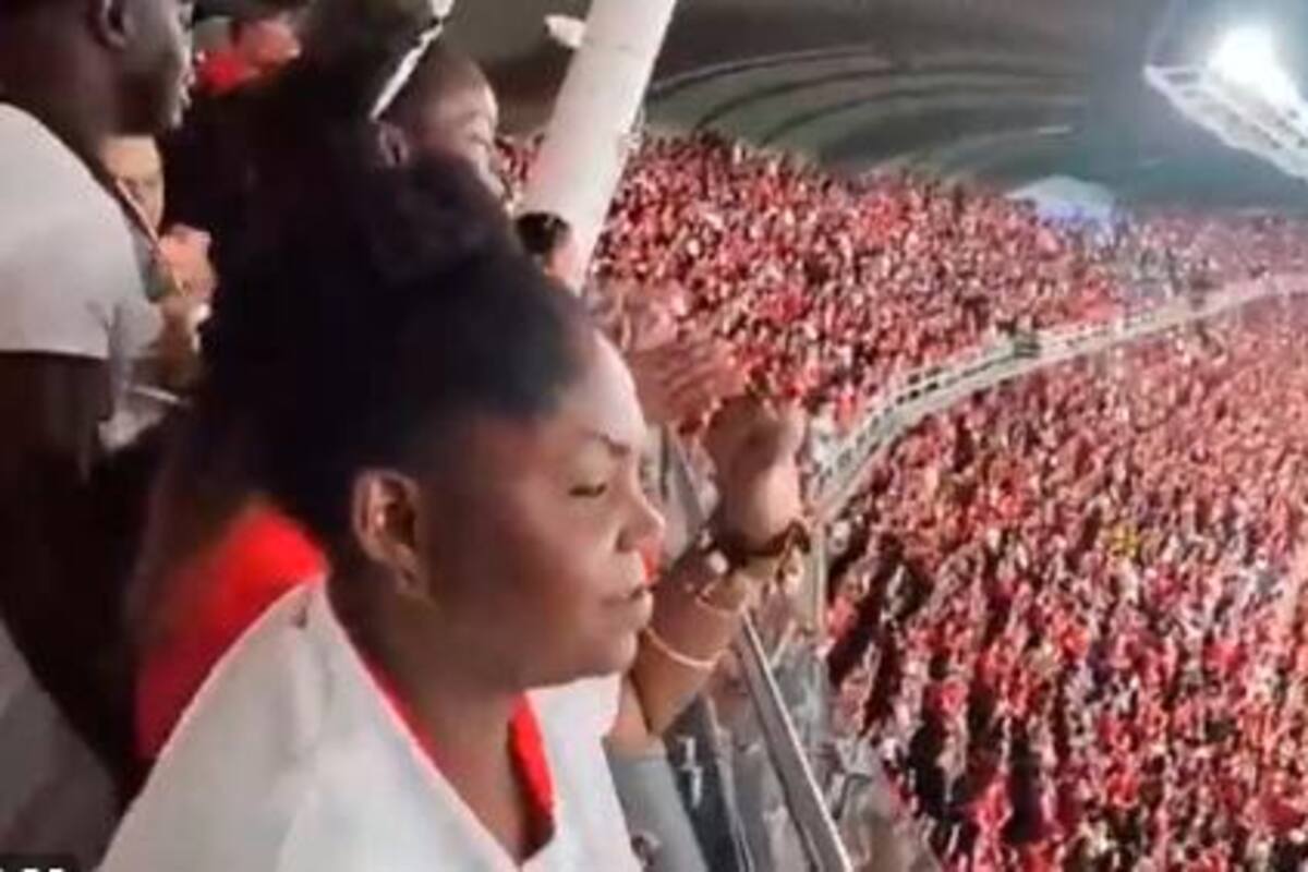 Video de Francia Márquez y el cántico de “Fuera Petro” en el estadio es falso