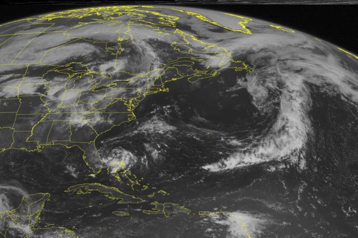 Imagen de la Agencia Estadounidense Oceánica y Atmosférica que muestra el recorrido de la tormenta Arthur. AP