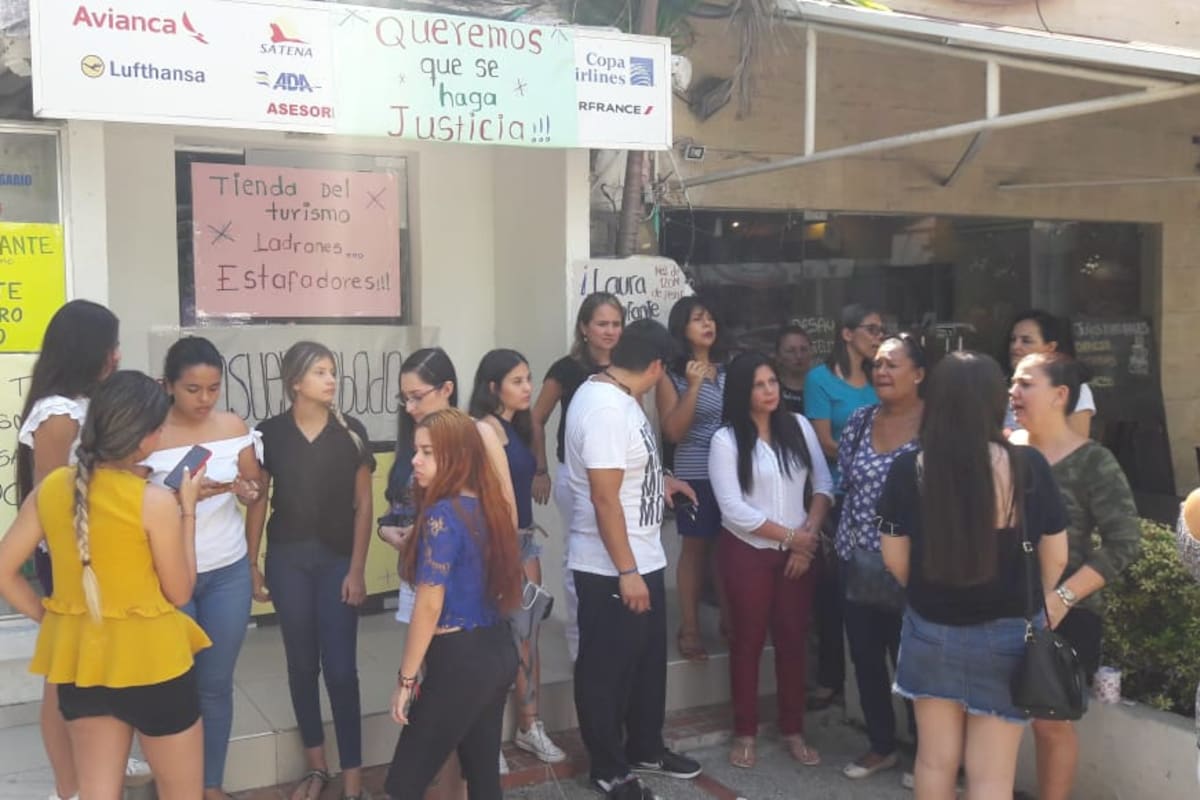 “Dos meses y nadie responde”, padres de niñas que habrían sido estafadas por agencia de viaje