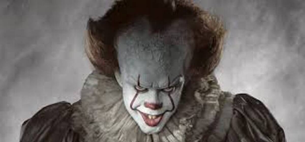 IT, EL PAYASO ASESINO. cortesia