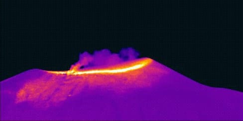 Activan la Sala de Crisis Nacional por la alerta naranja del volcán Puracé