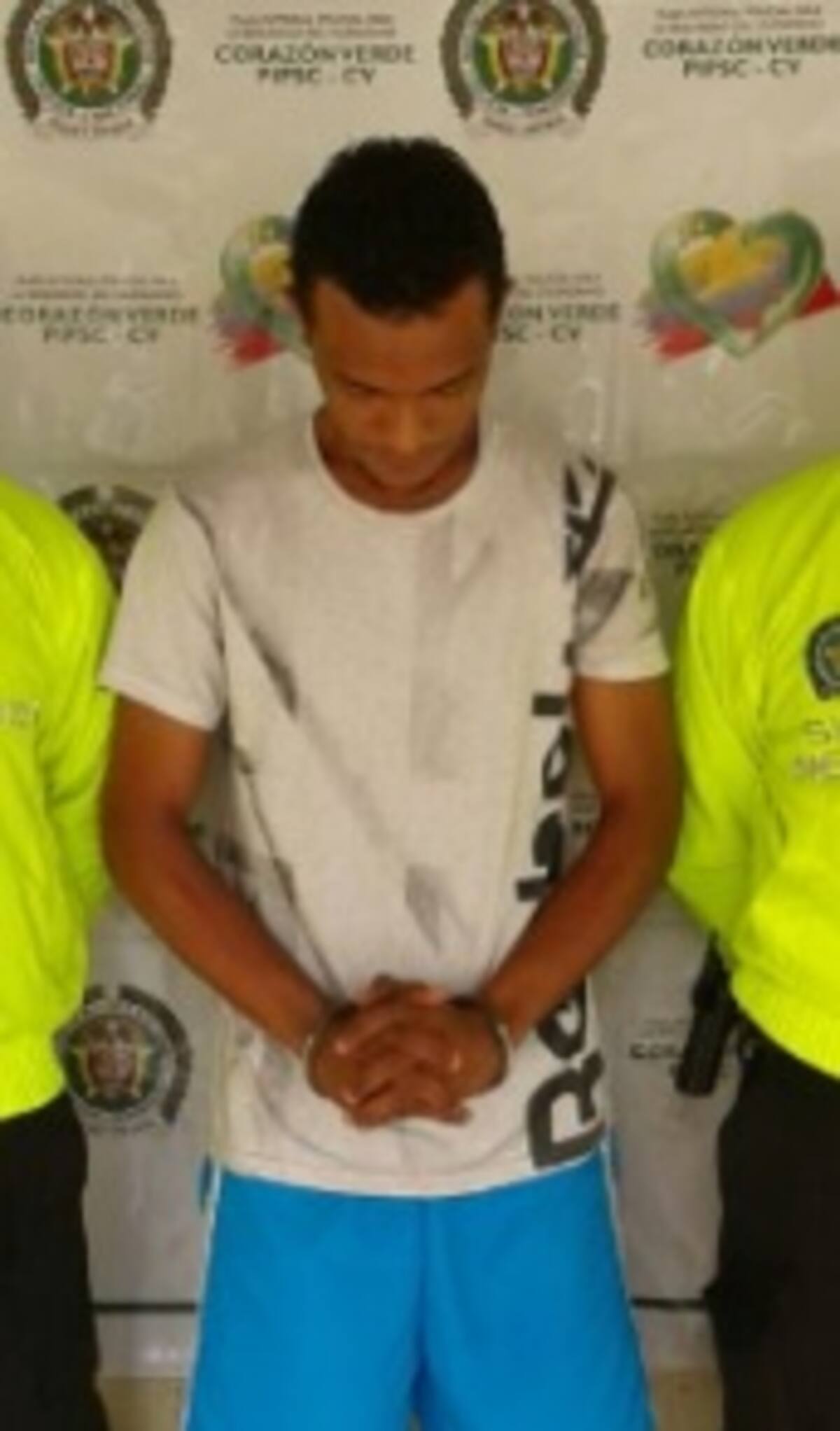 Yebinson Batista De la Hoz, alias ‘Coco’, y Wistom Púa Narváez, ‘el Tito’, fueron asegurados con cárcel por los delitos de homicidio doloso agravado, porte ilegal o tráfico de armas de fuego agravado y hurto calificado agravado.