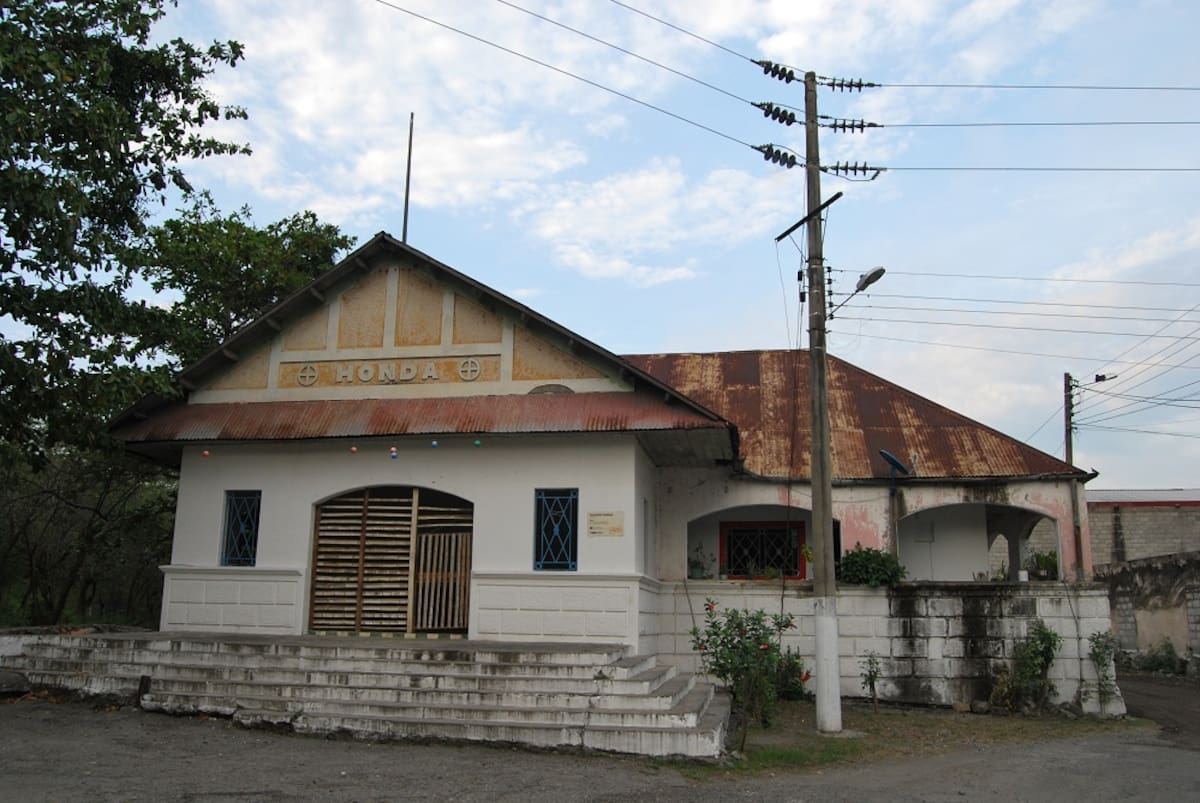 Estación de tren de Honda. El Universal
